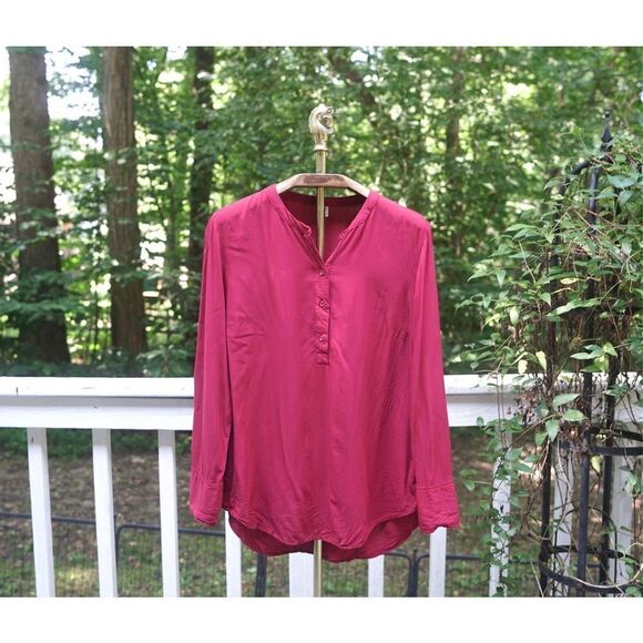 Old Navy Burgundy Jewel Tone 1/2 Button Up Blouse - Picture 1 of 7